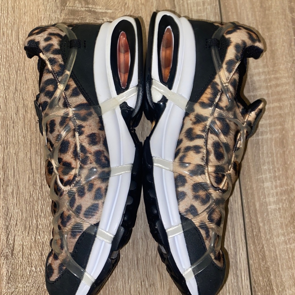 Nike Air Kukini SE Leopard (Black/Kumquat/White) Sneakers - Size 6 - Picture 5 of 13